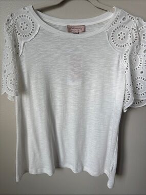 Philosophy White Eyelet Sleeve Short Sleeve Tee